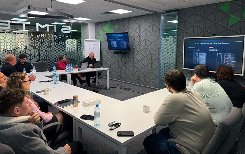 SIMAI Technology і Simtel Team S.A. обговорюють майбутнє комерційного та промислового зберігання енергії